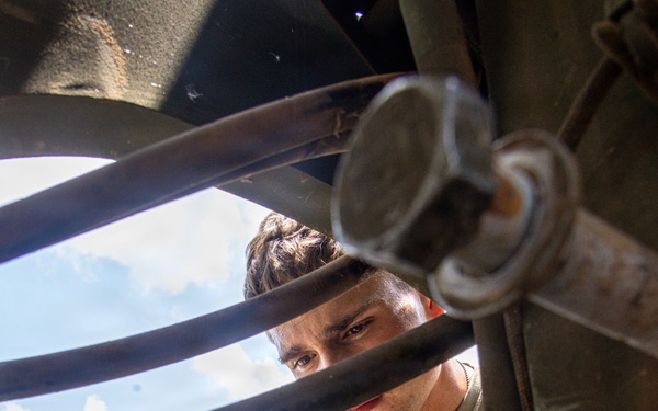 8th TSC, 25th ID support joint airstrip build