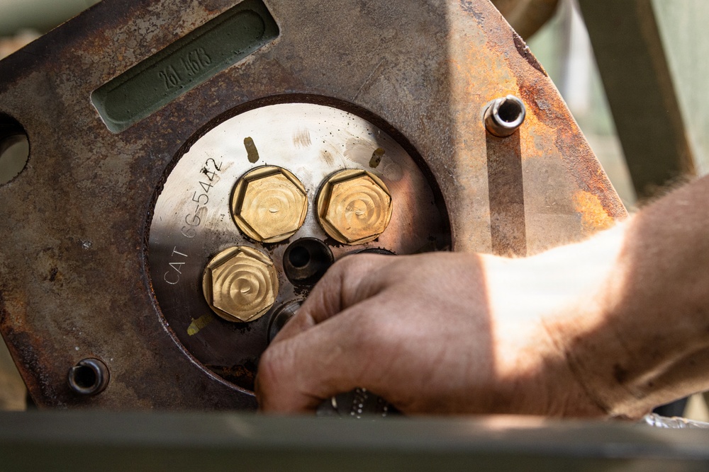 8th TSC, 25th ID support joint airstrip build