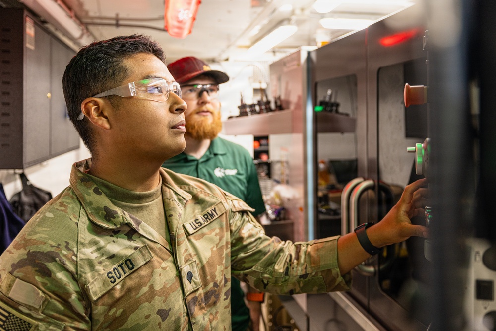 8th TSC, 25th ID support joint airstrip build