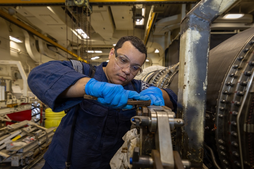 Daily Operations Aboard USS George H.W. Bush (CVN 77)