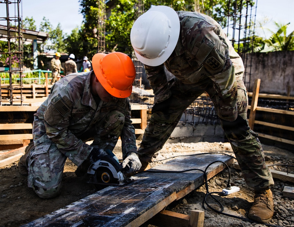 U.S. and Philippine Forces Build School During Exercise Balikatan 2026
