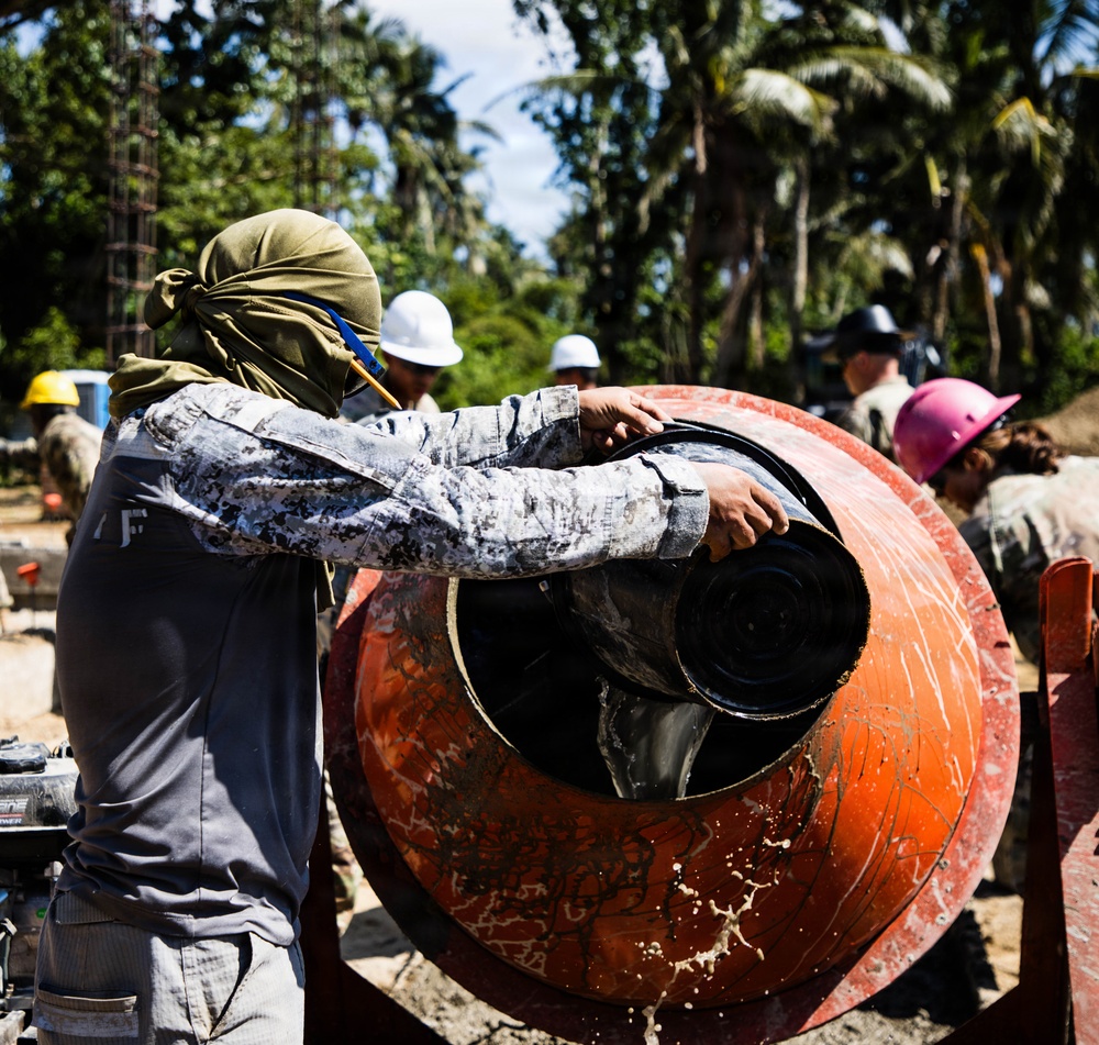 U.S. and Philippine Forces Build School During Exercise Balikatan 2026