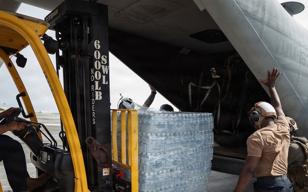 11th MEU Marines, Sailors Respond to Super Typhoon Sinlaku