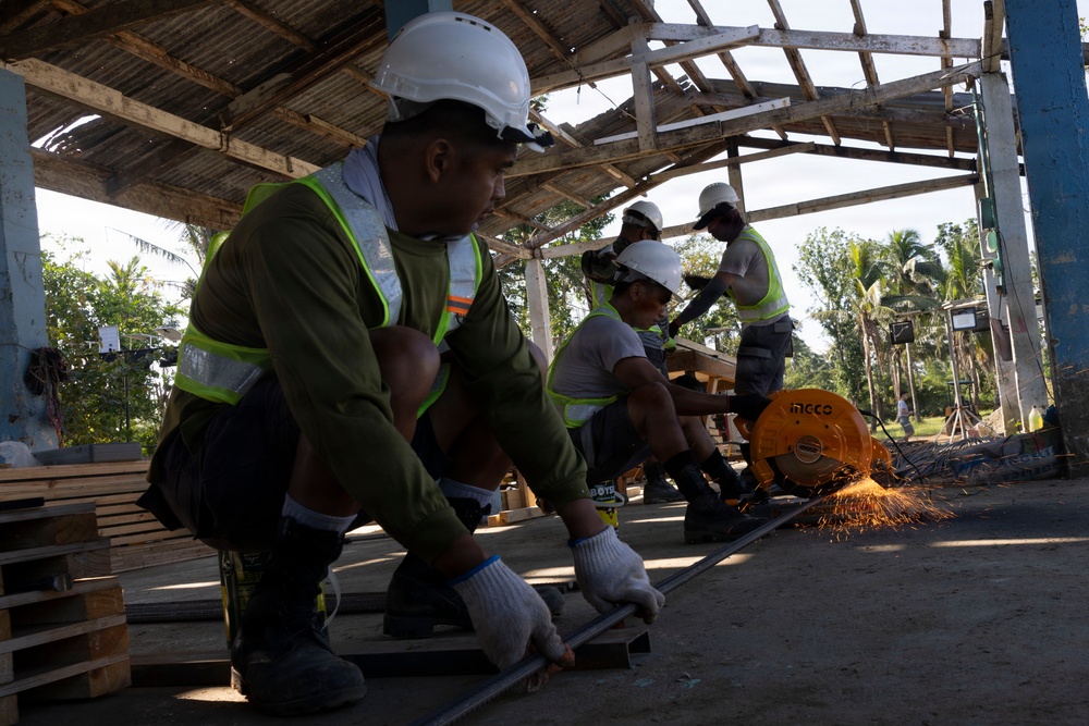 Balikatan 2026: Tinib-Calangcusan Elementary School hosts a Bundle of Joy ceremony