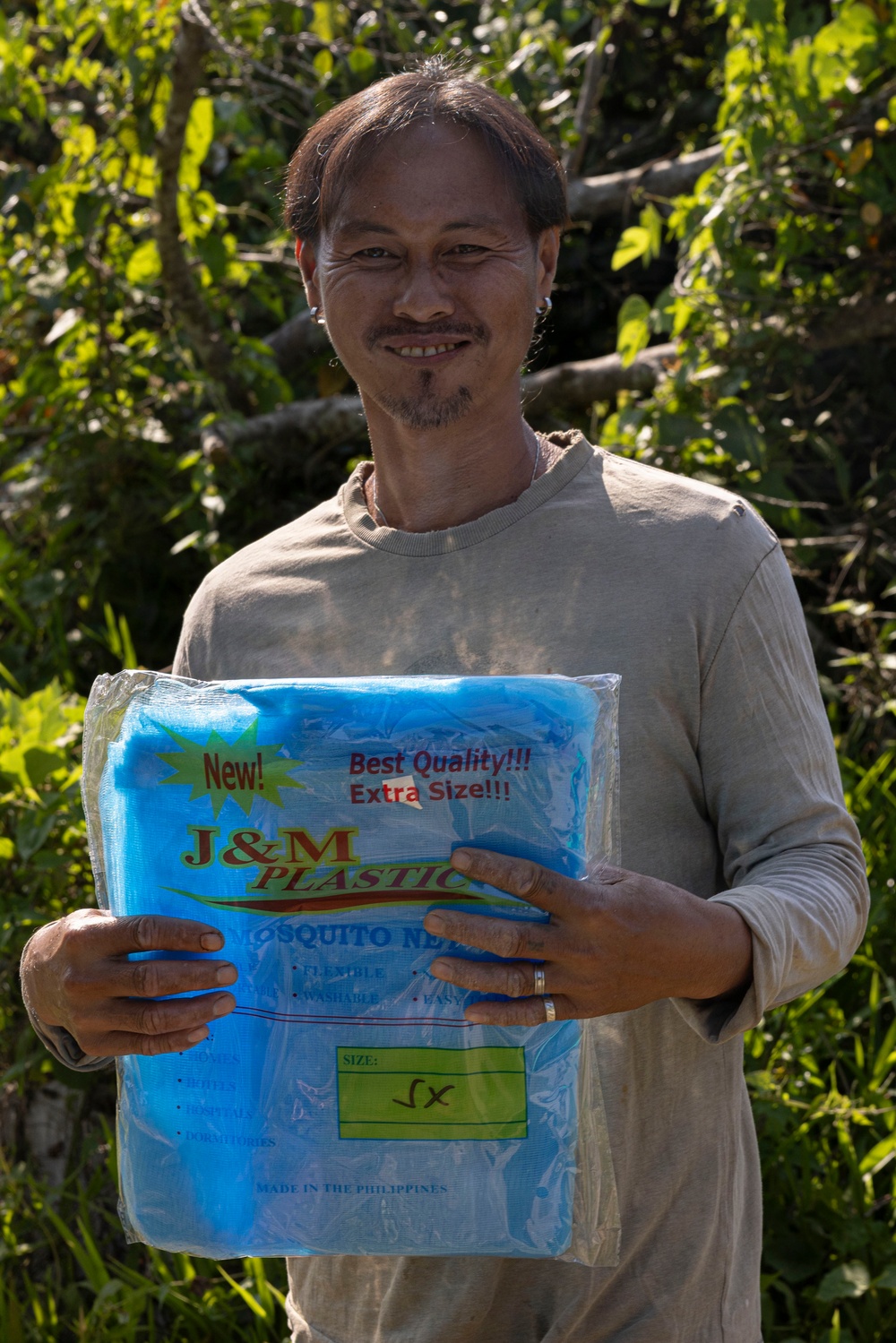 Balikatan 2026: U.S. service members hand out mosquito nets as part of a cooperative health engagement in Casiguran