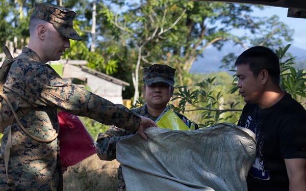 Balikatan 2026: U.S. service members hand out mosquito nets as part of a cooperative health engagement in Casiguran