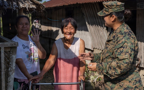 Balikatan 2026: U.S. service members hand out mosquito nets as part of a cooperative health engagement in Casiguran