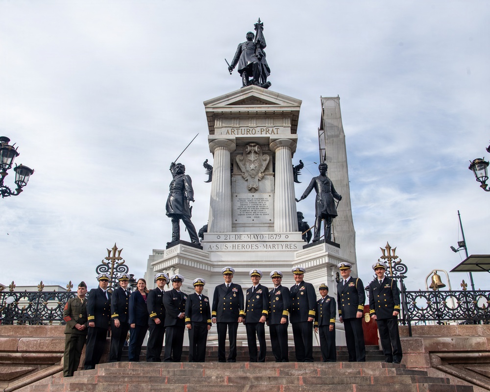 Monumento a Los Héroes de Iquique Wreath-Laying Ceremony