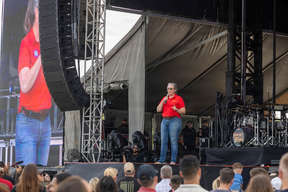 NAS Pensacola Hosts CNIC Operation MWR Kane Brown Concert