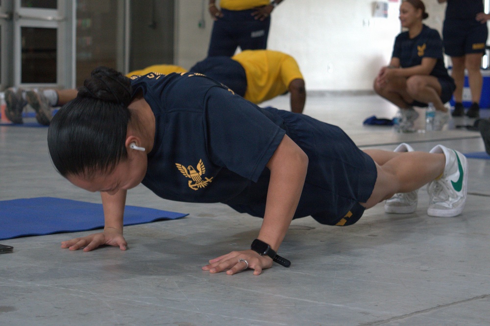 Navy Reserve Center Miami Conducts Physical Fitness Assessment