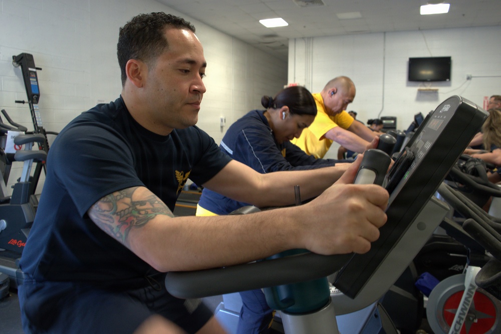 Navy Reserve Center Miami Conducts Physical Fitness Assessment