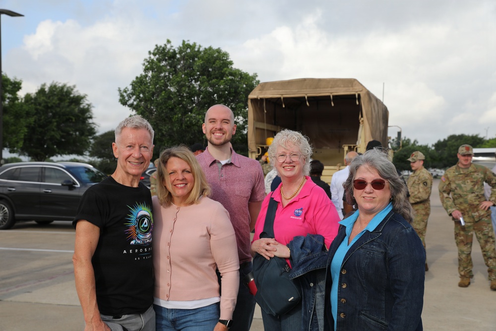 1-149th Attack Battalion Hosts a ESGR Boss Lift