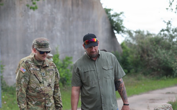 1-149th Attack Battalion Hosts a ESGR Boss Lift