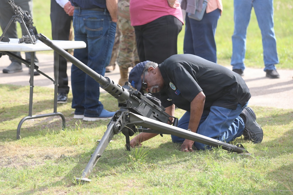 1-149th Attack Battalion Hosts a ESGR Boss Lift