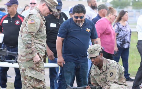 1-149th Attack Battalion Hosts a ESGR Boss Lift