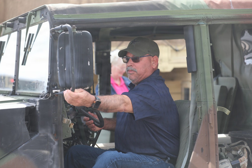 1-149th Attack Battalion Hosts a ESGR Boss Lift