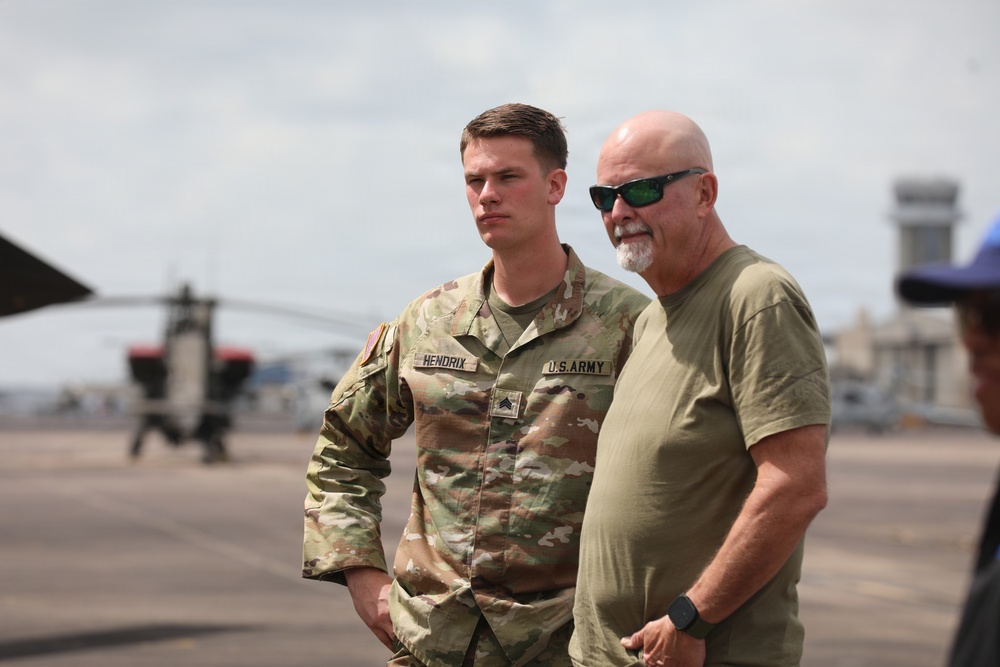 1-149th Attack Battalion Hosts a ESGR Boss Lift