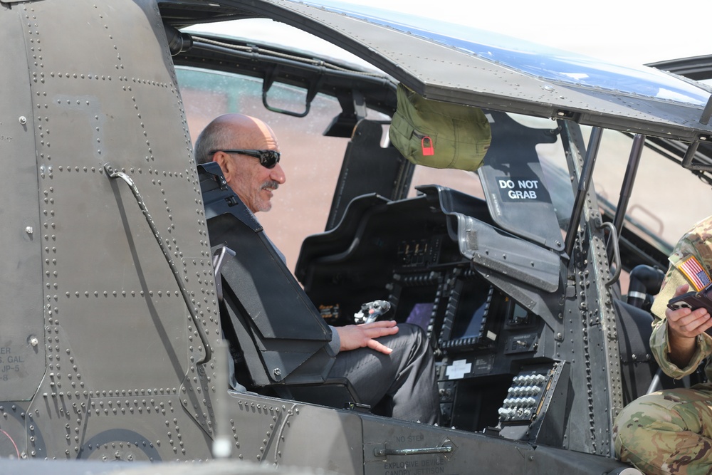 1-149th Attack Battalion Hosts a ESGR Boss Lift