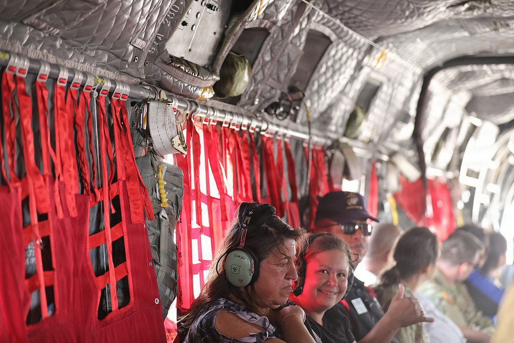 1-149th Attack Battalion Hosts a ESGR Boss Lift