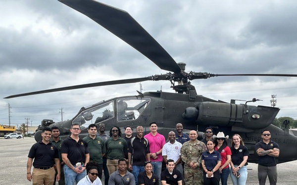 36th Combat Aviation Brigade Participates in Fiesta San Antonio