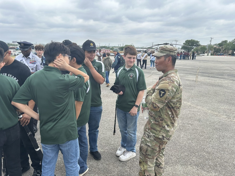 36th Combat Aviation Brigade Participates in Fiesta San Antonio