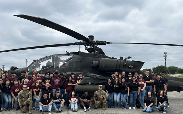 36th Combat Aviation Brigade Participates in Fiesta San Antonio