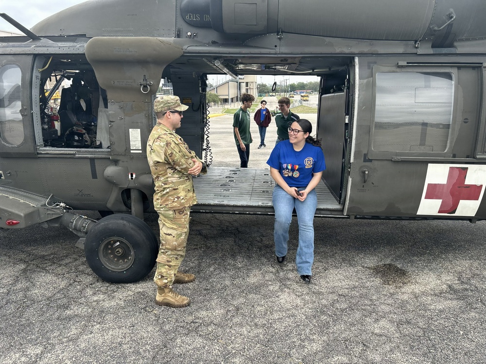36th Combat Aviation Brigade Participates in Fiesta San Antonio