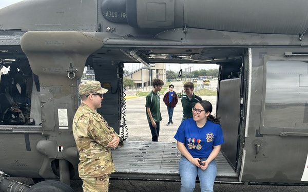 36th Combat Aviation Brigade Participates in Fiesta San Antonio