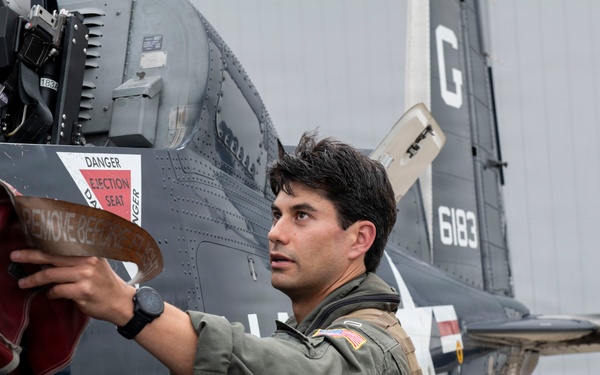 T-6B Arrives at Lone Star Flight Museum