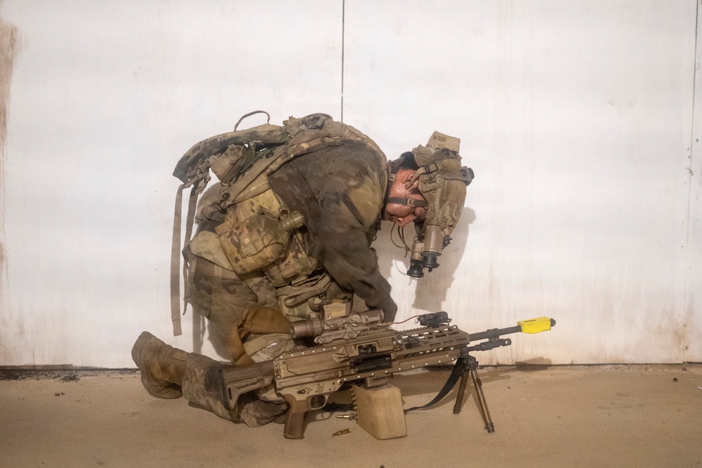 101st Rakkasans Conduct Night MOUT Assault at JRTC