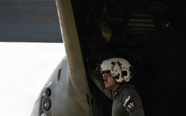 11th MEU Marines, Sailors Respond To Super Typhoon Sinlaku