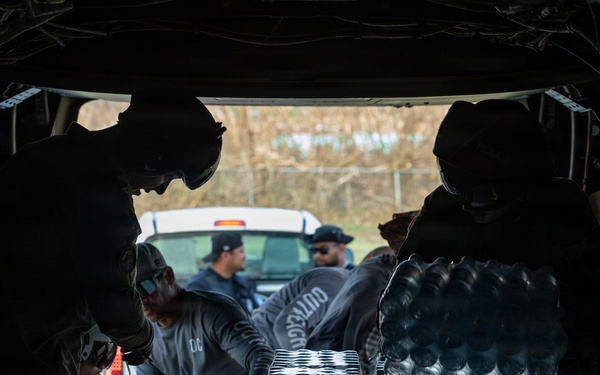 11th MEU Marines, Sailors Respond To Super Typhoon Sinlaku