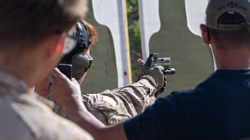 24th MEU MRF conduct Rifle and Pistol Drills