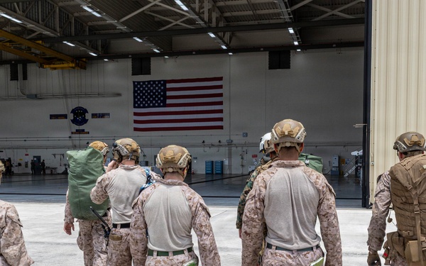 11th MEU Marines, Sailors Respond to Super Typhoon Sinlaku