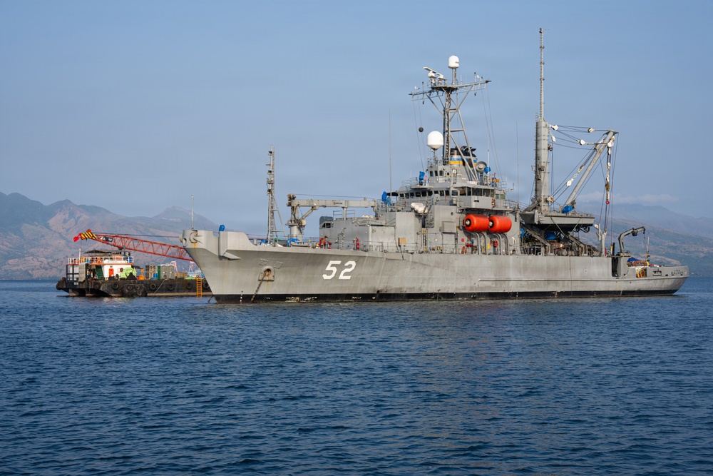 CTG 73.6/MDSU 1-3 Support DPAA Recovery Efforts in Subic Bay, April 13, 2026