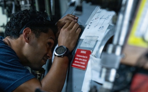 CTG 73.6/MDSU 1-3 Support DPAA recovery Efforts in Subic Bay, April 14, 2026