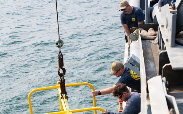 CTG 73.6/MDSU 1-3 Support DPAA recovery Efforts in Subic Bay, April 14, 2026