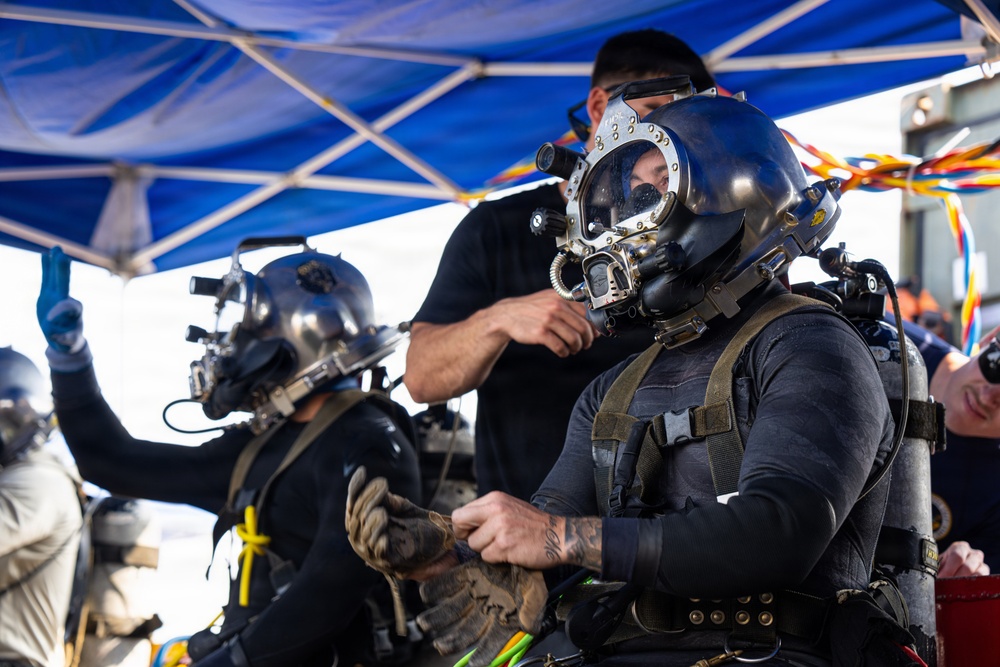 CTG 73.6/MDSU 1-3 Support DPAA Recovery Efforts in Subic Bay, April 15, 2026