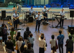 U.S. Air Force Band of the Pacific - Asia rocks Okinawa