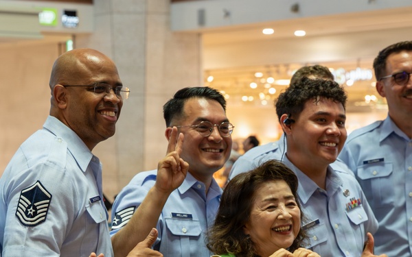 U.S. Air Force Band of the Pacific - Asia rocks Okinawa