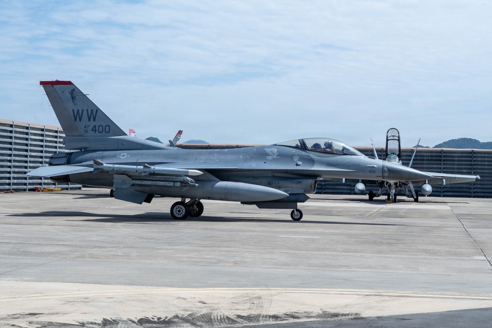 Kicking off exercise FF 26-1 at Gwangju AB