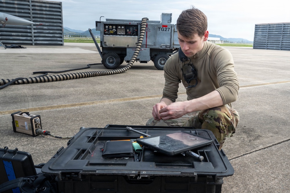 Kicking off exercise FF 26-1 at Gwangju AB