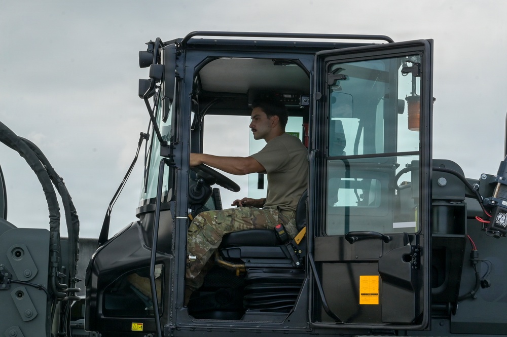 36th LRS unloads 27,000 liters of emergency water supplies from FEMA