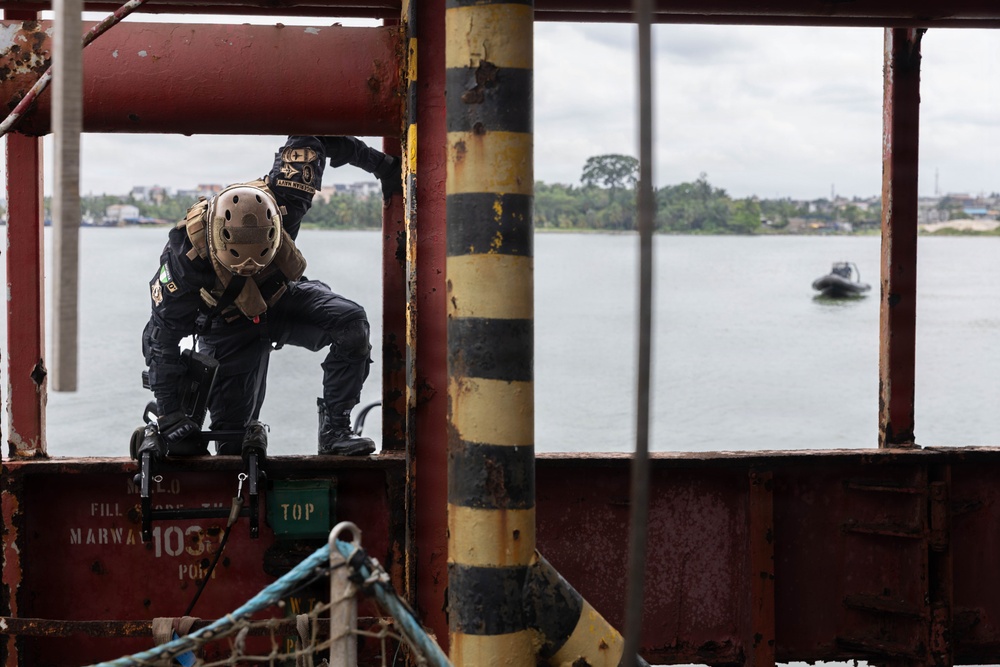 Multinational forces conduct maritime combat training