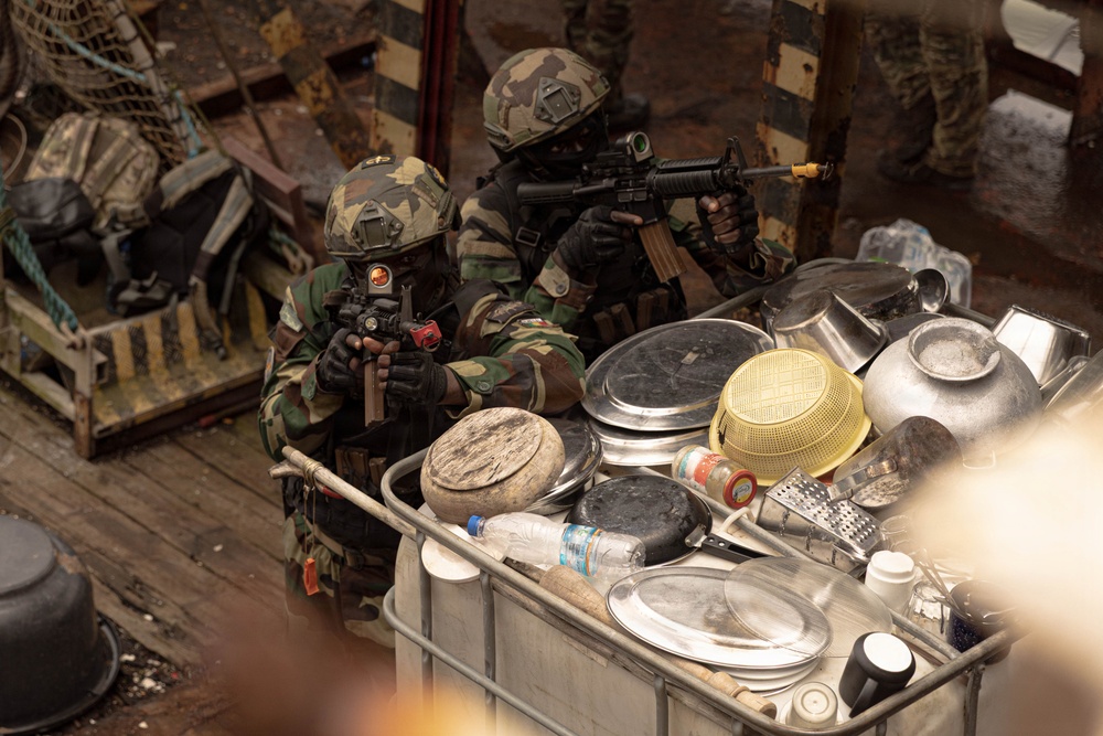 Multinational forces conduct maritime combat training