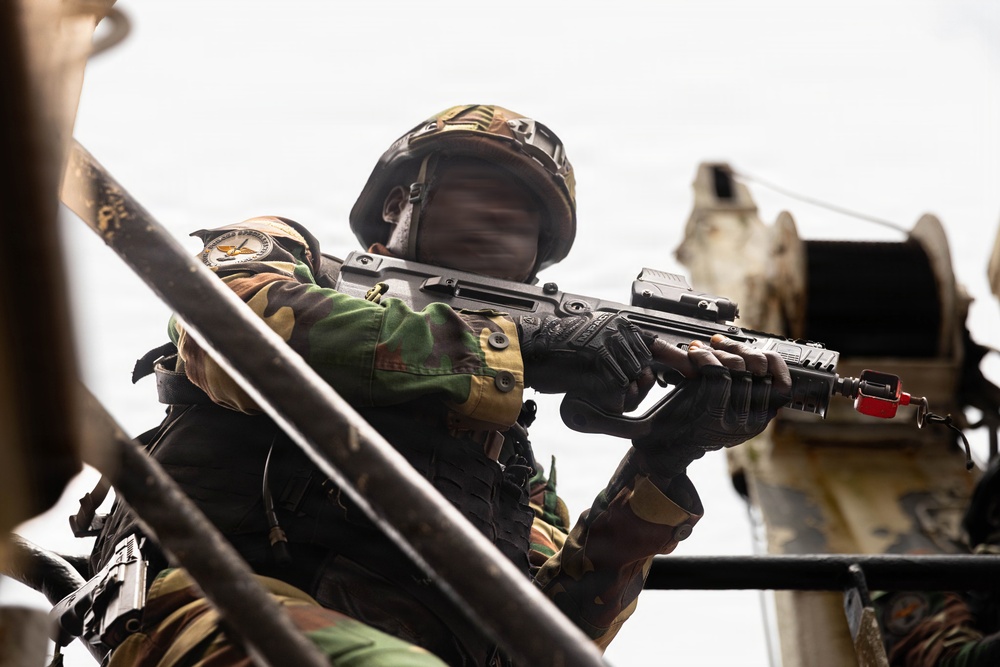 Multinational forces conduct maritime combat training