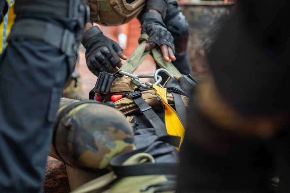 Multinational forces conduct maritime combat training