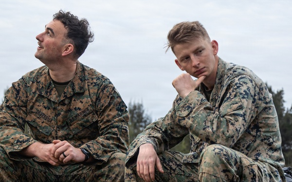 COMMSTRAT Marines conduct a field training exercise at Camp Hansen