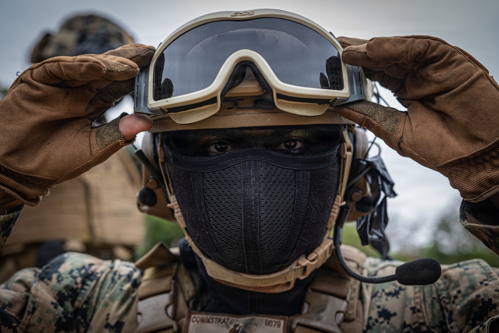 COMMSTRAT Marines conduct a field training exercise at Camp Hansen