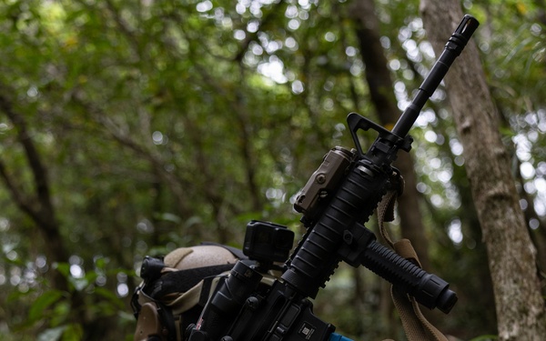 COMMSTRAT Marines conduct a field training exercise at Camp Hansen